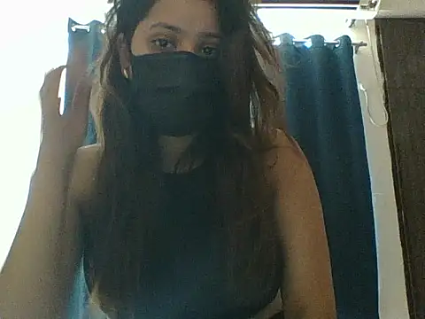 Snapshot of luvruhi chatting on 06.10.26 luvruhi online show from 06.10.26