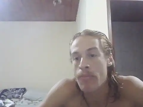 Snapshot of FloripaSecretsCasal chatting on 06.16.26 FloripaSecretsCasal online show from 06.16.26
