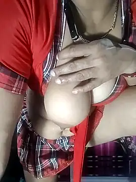 Snapshot of Sexy-Bhabi69 chatting on 07.28.26 Sexy-Bhabi69 online show from 07.28.26