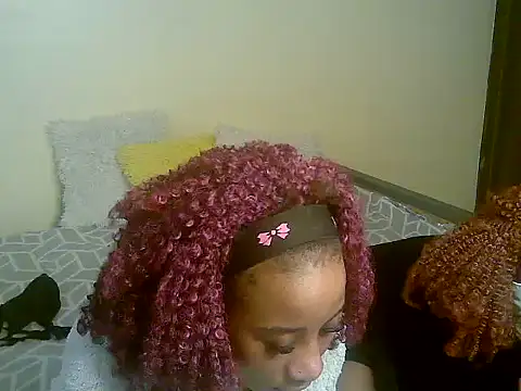Snapshot of Jadamira chatting on 06.19.26 Jadamira online show from 06.19.26
