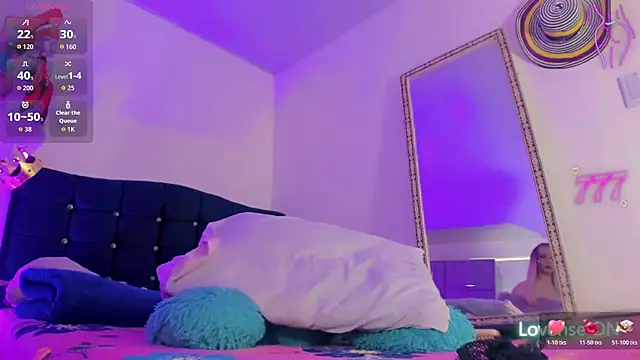 Snapshot of Samanthaa_Hot__ chatting on 07.14.26 Samanthaa Hot online show from 07.14.26