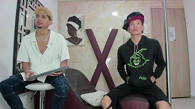 Snapshot of Hot_skinny_guys chatting on 07.04.26 Hot skinny guys online show from 07.04.26