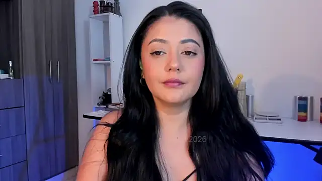 Snapshot of LauraToro_ chatting on 06.20.26 LauraToro online show from 06.20.26