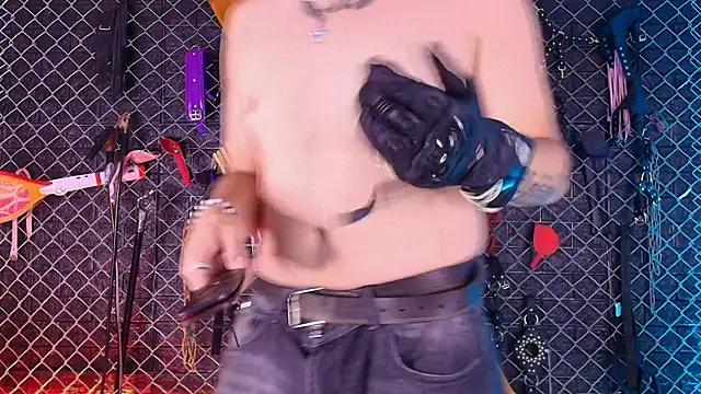 Snapshot of Master_zeus_bdsm chatting on 06.12.26 Master zeus bdsm online show from 06.12.26