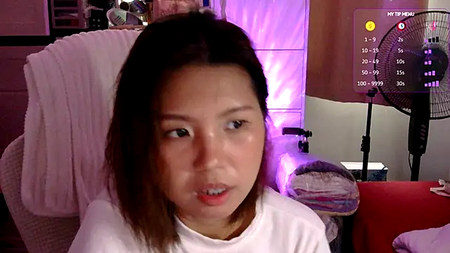 Snapshot of urgrl_portia chatting on 07.25.26 urgrl portia online show from 07.25.26