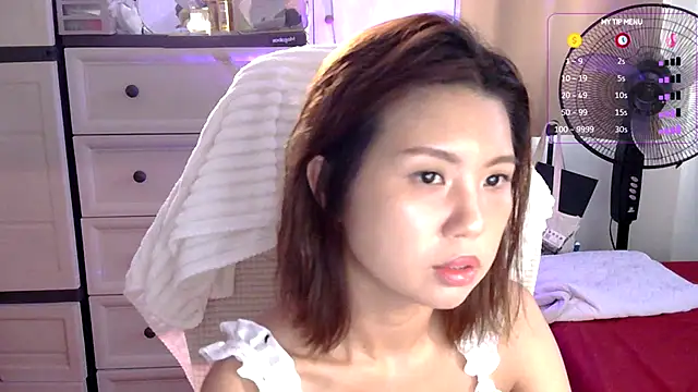 Snapshot of urgrl_portia chatting on 07.30.26 urgrl portia online show from 07.30.26