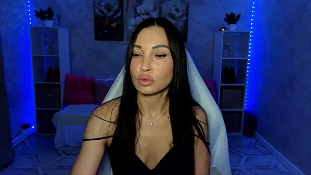 Snapshot of NikoleMills chatting on 07.03.26 NikoleMills online show from 07.03.26