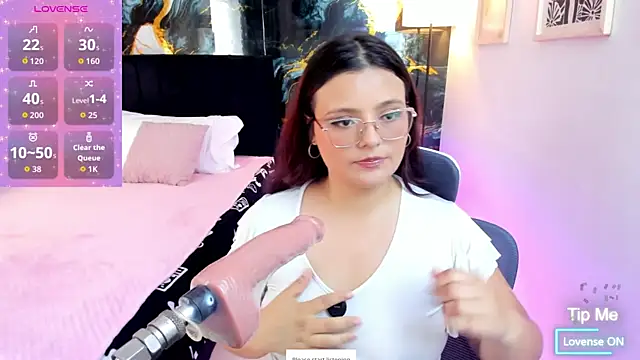 Snapshot of Miss_Kloee chatting on 07.21.26 Miss Kloee online show from 07.21.26