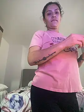 Snapshot of kimmy_kaller chatting on 07.29.26 kimmy kaller online show from 07.29.26