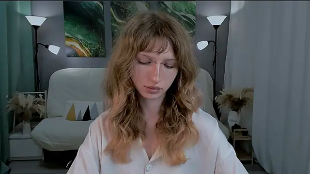 Snapshot of molly_san_ chatting on 06.17.26 molly san online show from 06.17.26