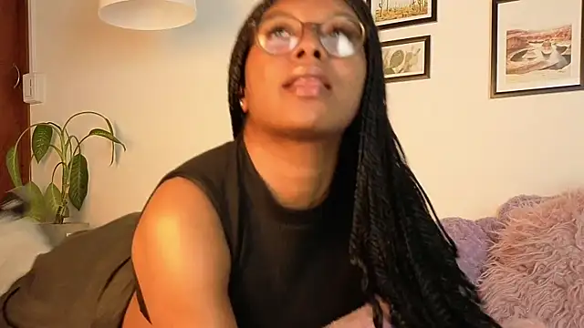 Snapshot of Victoria-Jacksonn chatting on 06.24.26 Victoria-Jacksonn online show from 06.24.26