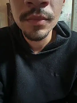 Snapshot of obrendo__ chatting on 06.22.26 obrendo online show from 06.22.26
