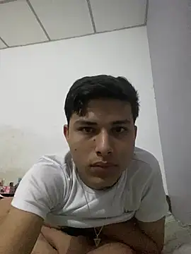 Snapshot of Antoni150906 chatting on 06.17.26 Antoni150906 online show from 06.17.26