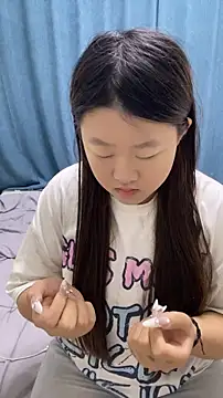 Snapshot of fang-101 chatting on 06.26.26 fang-101 online show from 06.26.26