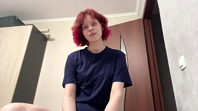 Snapshot of lullabyplump chatting on 06.12.26 lullabyplump online show from 06.12.26