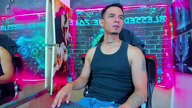Snapshot of Angel_Blessed chatting on 06.11.26 Angel Blessed online show from 06.11.26