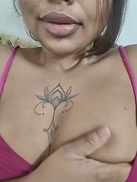 Snapshot of I_am_amisha chatting on 06.11.26 I am amisha online show from 06.11.26
