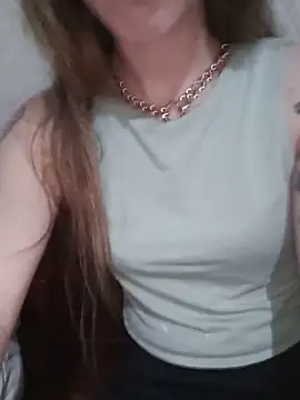 Snapshot of Luucy-Fer chatting on 06.18.26 Luucy-Fer online show from 06.18.26