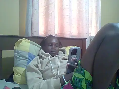 Snapshot of fancyfancy1 chatting on 06.19.26 fancyfancy1 online show from 06.19.26
