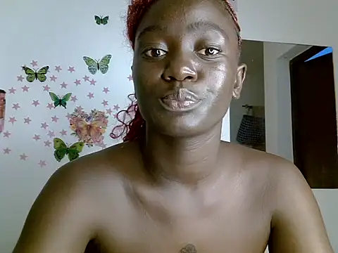 Snapshot of petiteebony254 chatting on 06.18.26 petiteebony254 online show from 06.18.26