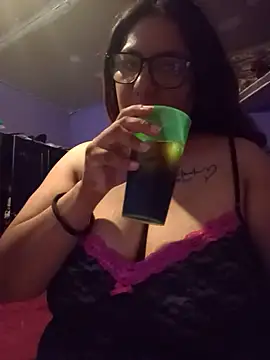 Snapshot of Valentina_Tits chatting on 06.26.26 Valentina Tits online show from 06.26.26
