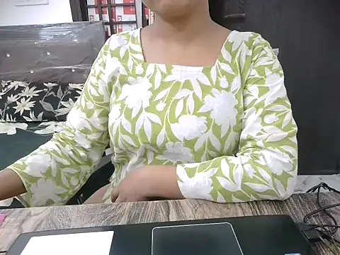 Snapshot of Bold-Divya1 chatting on 06.19.26 Bold-Divya1 online show from 06.19.26