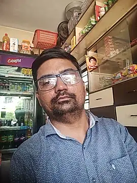 Snapshot of dhirusury050625 chatting on 06.29.26 dhirusury050625 online show from 06.29.26