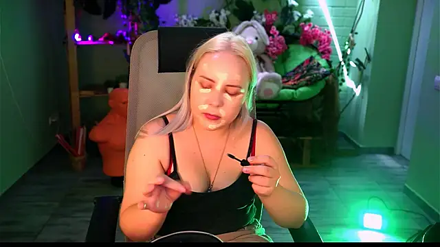 stellawatts online show from 06.30.26