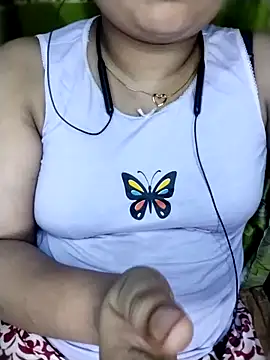 Snapshot of Khosi_Moni chatting on 07.04.26 Khosi Moni online show from 07.04.26