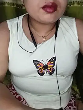 Snapshot of Khosi_Moni chatting on 07.10.26 Khosi Moni online show from 07.10.26