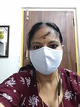 Snapshot of Tamil_white_beauty chatting on 06.19.26 Tamil white beauty online show from 06.19.26