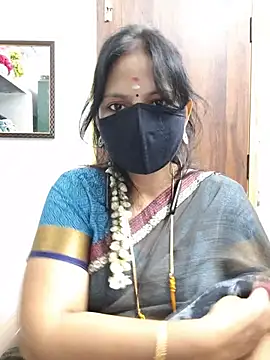 Snapshot of Tamil_white_beauty chatting on 06.29.26 Tamil white beauty online show from 06.29.26