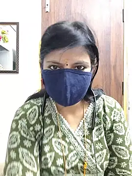 Snapshot of Tamil_white_beauty chatting on 07.03.26 Tamil white beauty online show from 07.03.26