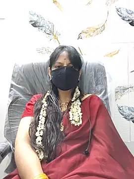 Snapshot of Tamil_white_beauty chatting on 07.28.26 Tamil white beauty online show from 07.28.26