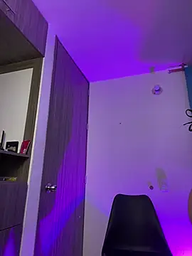 Snapshot of isajackson chatting on 07.14.26 isajackson online show from 07.14.26