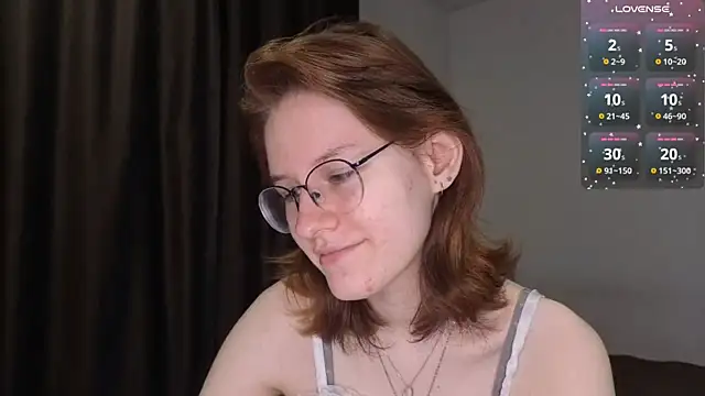 Snapshot of PliantMissus chatting on 06.28.26 PliantMissus online show from 06.28.26