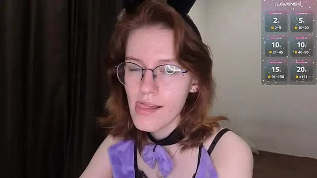 Snapshot of PliantMissus chatting on 07.05.26 PliantMissus online show from 07.05.26