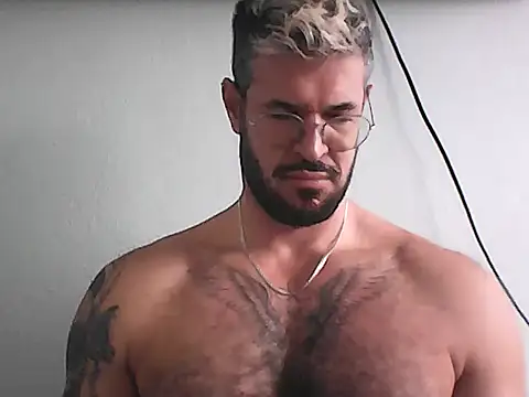 Snapshot of mrbighairychest chatting on 07.20.26 mrbighairychest online show from 07.20.26