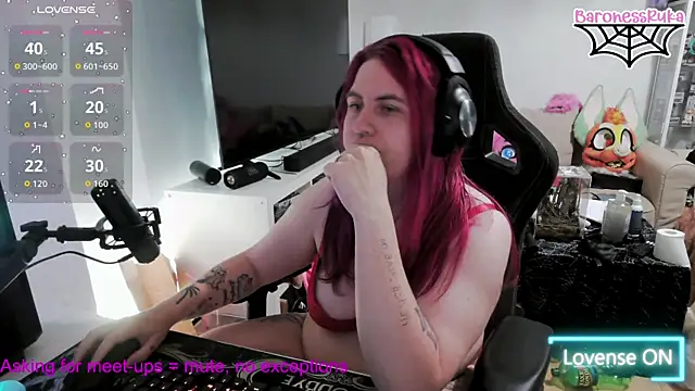 Snapshot of baronessrukaa chatting on 07.22.26 baronessrukaa online show from 07.22.26
