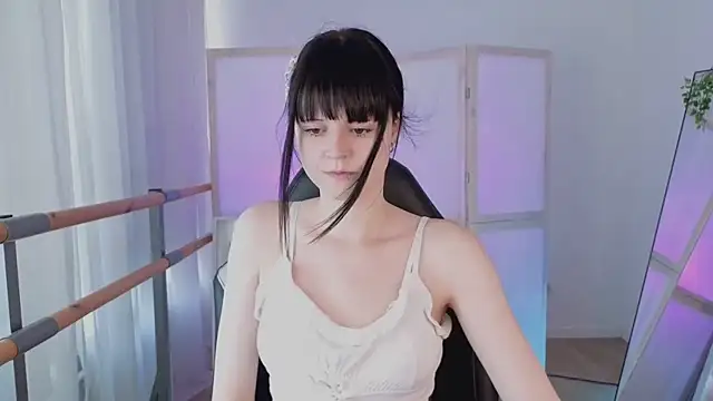 Snapshot of Michelle_Rain chatting on 07.18.26 Michelle Rain online show from 07.18.26