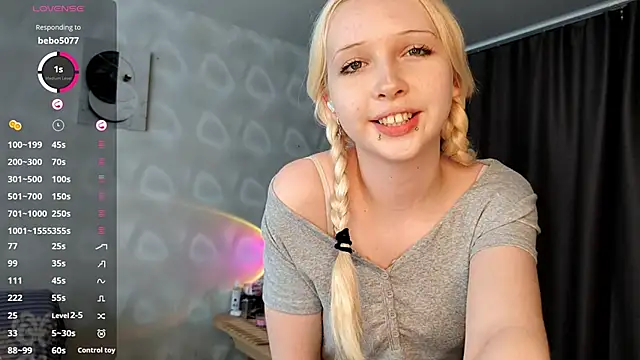 Snapshot of LadaSolar chatting on 07.01.26 LadaSolar online show from 07.01.26