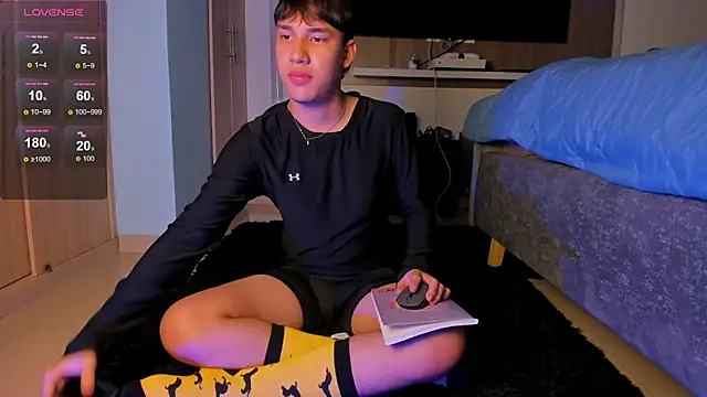 Snapshot of Angel__TheKing chatting on 07.05.26 Angel TheKing online show from 07.05.26