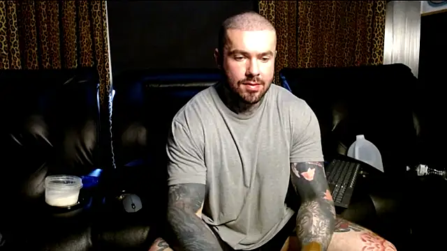 Snapshot of nathaniel_13 chatting on 07.19.26 nathaniel 13 online show from 07.19.26
