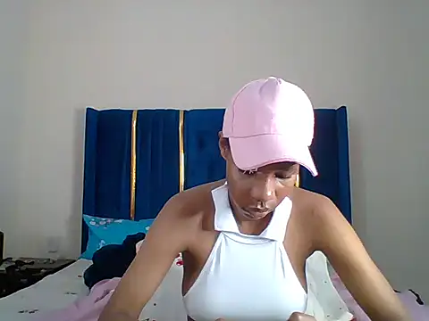 Snapshot of jay-ezike chatting on 07.13.26 jay-ezike online show from 07.13.26