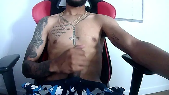 Snapshot of itssofuckingbig chatting on 07.16.26 itssofuckingbig online show from 07.16.26