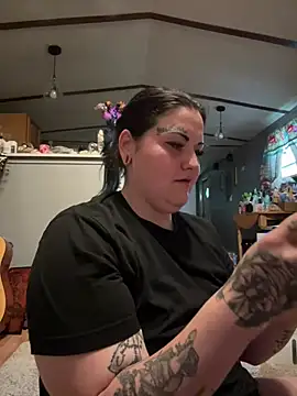 brattyXgoodXgirl online show from 07.20.26