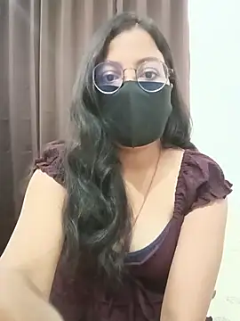 Snapshot of hottydisha chatting on 06.21.26 hottydisha online show from 06.21.26