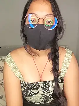 Snapshot of hottydisha chatting on 06.27.26 hottydisha online show from 06.27.26