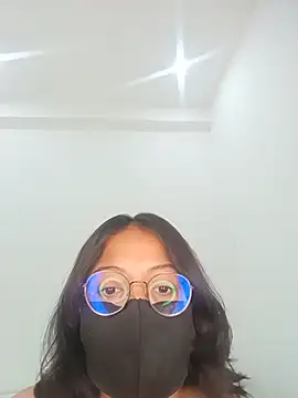 Snapshot of hottydisha chatting on 07.17.26 hottydisha online show from 07.17.26