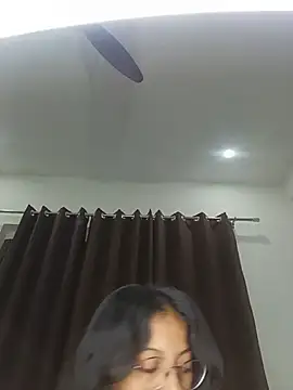 Snapshot of hottydisha chatting on 07.28.26 hottydisha online show from 07.28.26